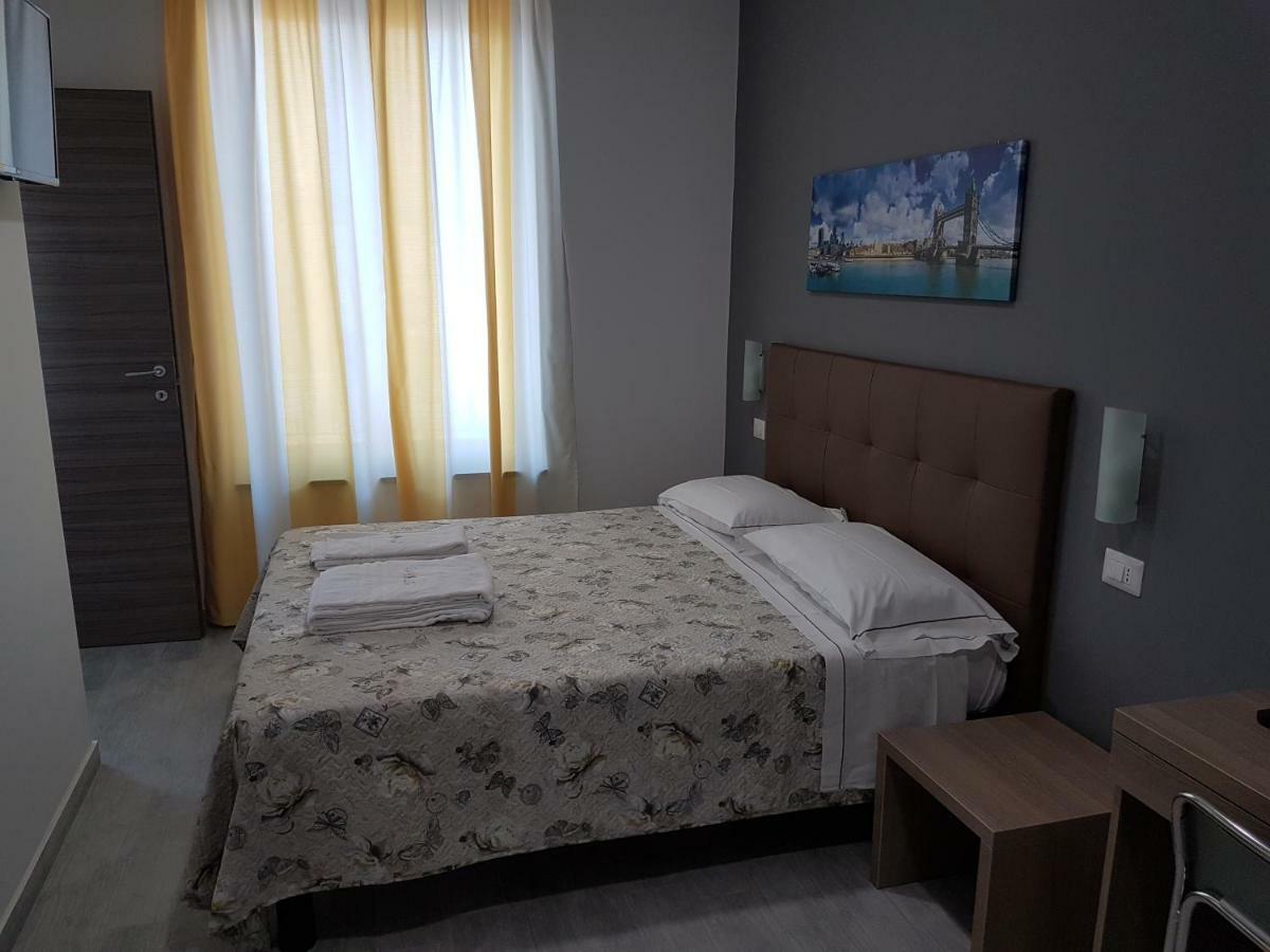 Hotel Oregon Milano Eksteriør billede